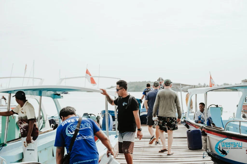 Groups depart Sumberkima Harbour on speedboats to scuba dive Menjangan Island with West Bali Diving & Snorkeling PADI dive center in Sumberkima.